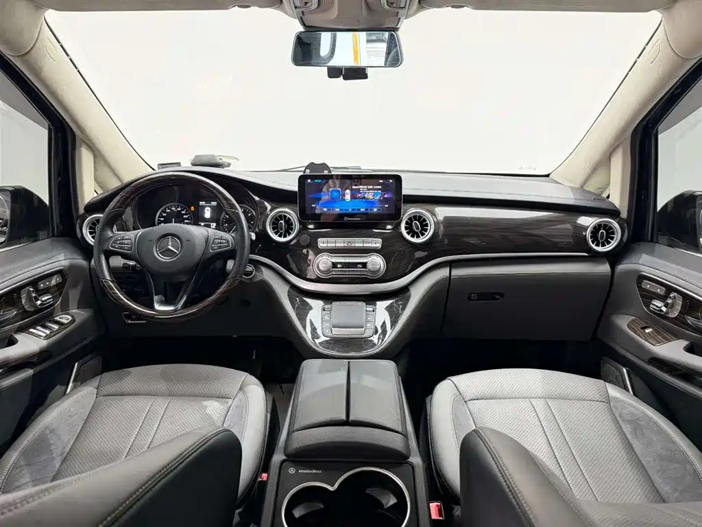 Mercedes-Benz Vito 2020 — фото 26