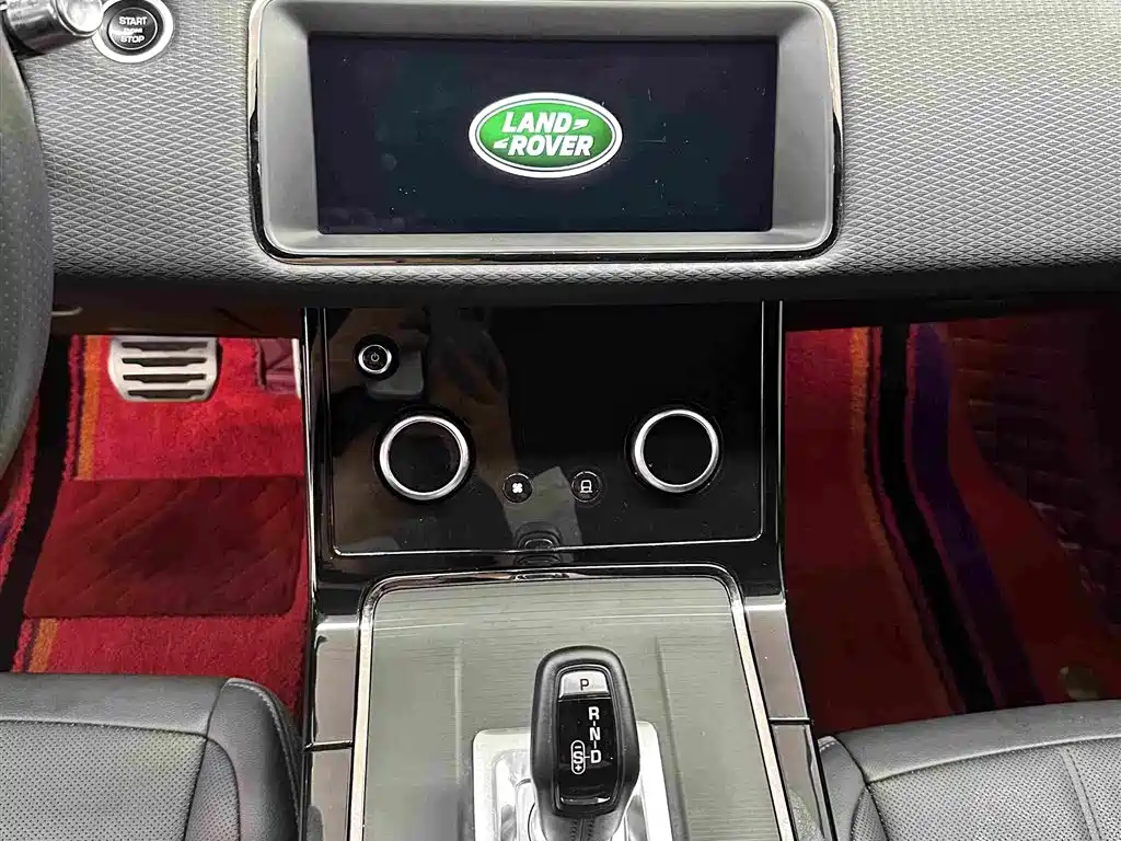 Land Rover Range Rover Evoque 2021 — фото 7