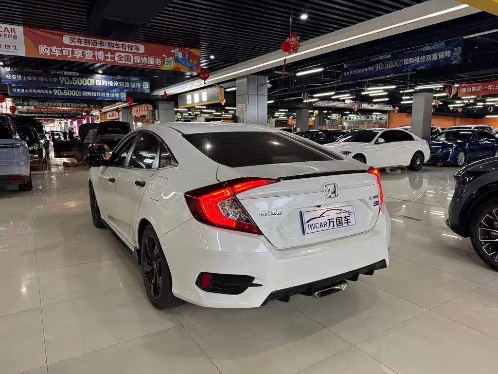 Honda Civic 2019 — фото 4