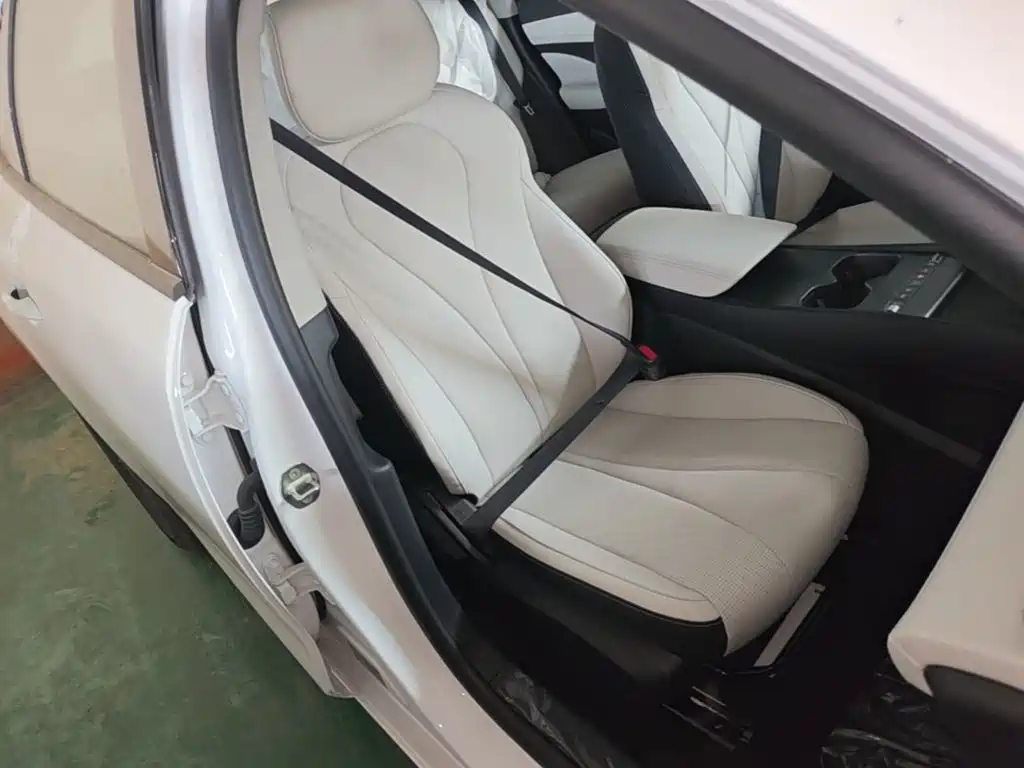 BYD Seal 05 DM-i 2026 — фото 25