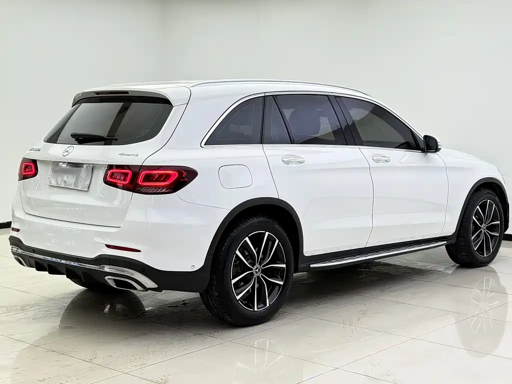 Mercedes-Benz GLC 2020 — фото 19