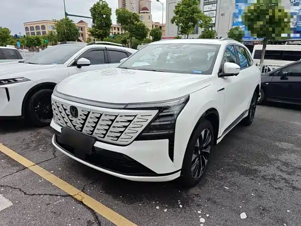 Changan CS75PLUS 2025