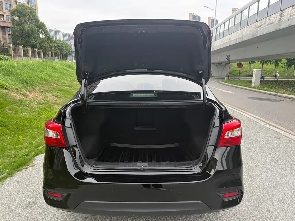 Nissan Sylphy 2021 — фото 17