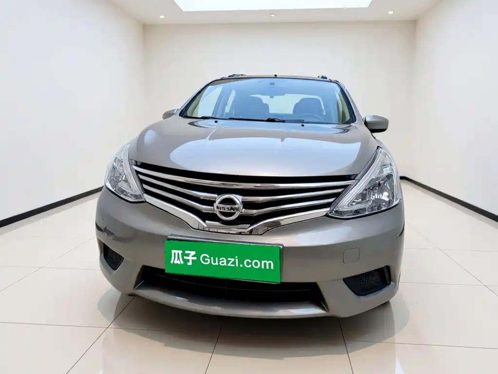 Nissan Livina 2015 — фото 24
