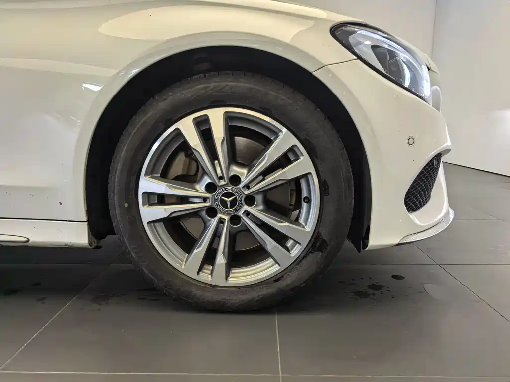 Mercedes-Benz C-Class 2018 — фото 18