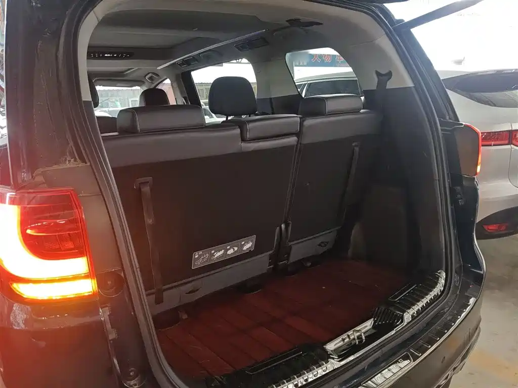 GAC Motor Trumpchi M8 2020 — фото 19