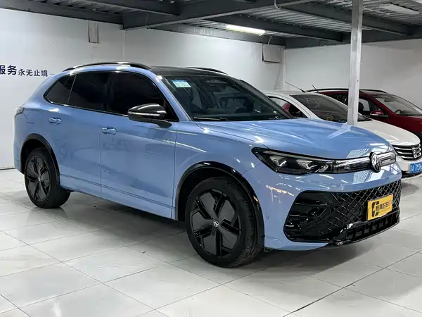 Volkswagen Tiguan L 2024