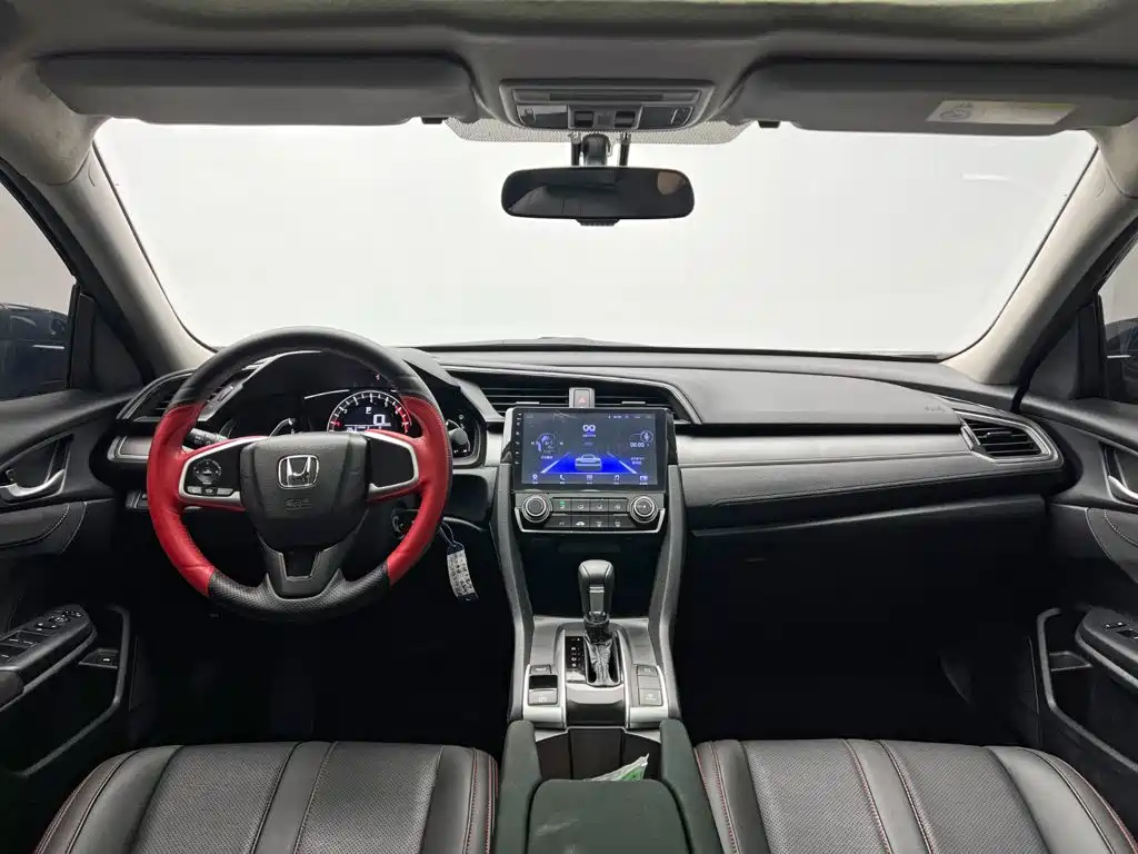 Honda Civic 2018 — фото 16