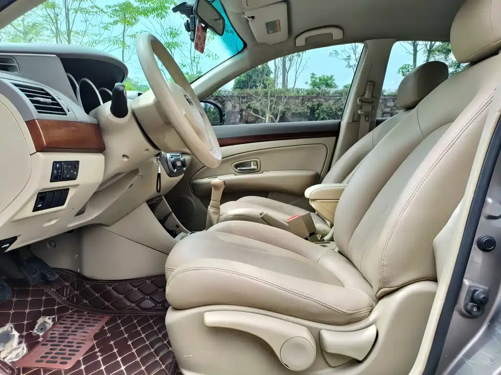 Nissan Sylphy 2010