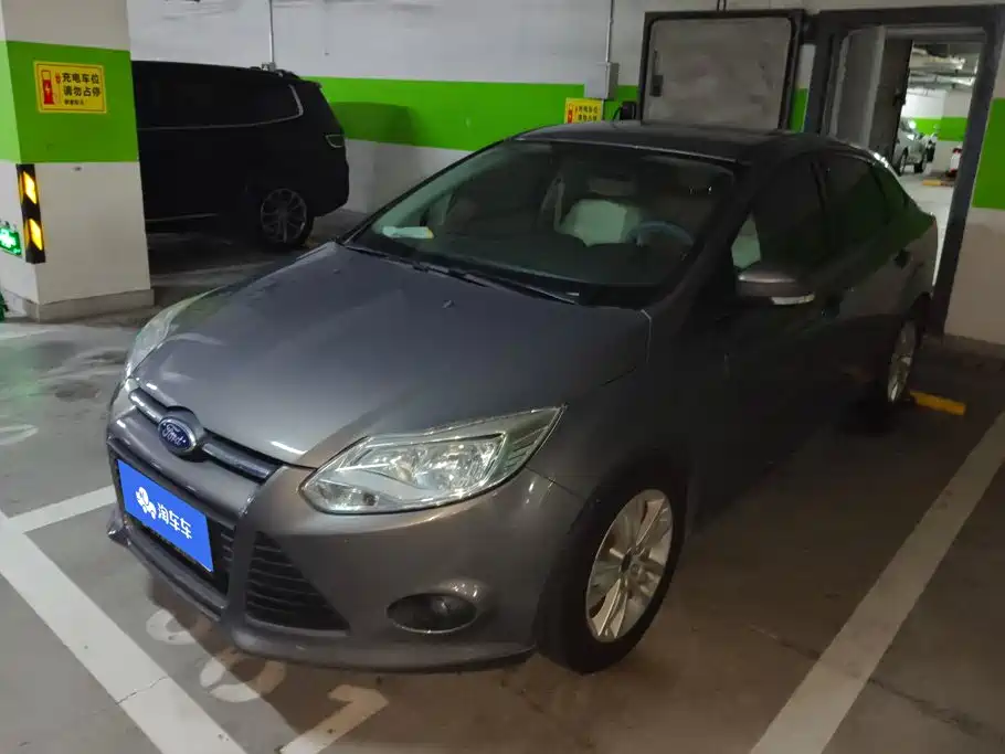 Ford Focus 2014 — фото 1