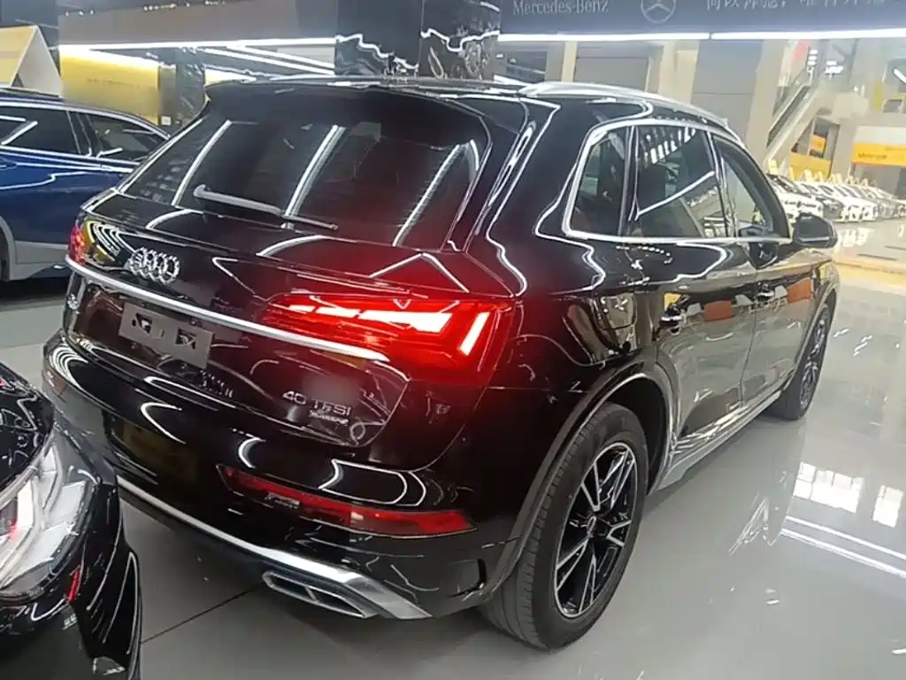 Audi Q5L 2022 — фото 7
