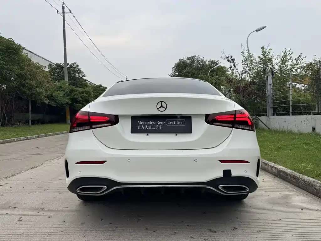 Mercedes-Benz A-Class 2023 — фото 14