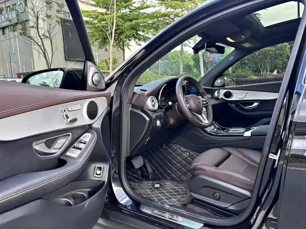 Mercedes-Benz GLC 2021