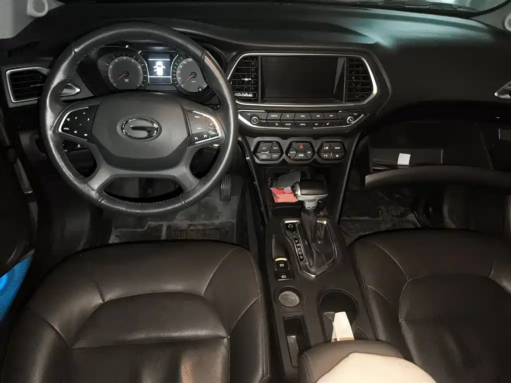 GAC Motor Trumpchi GS4 2018 — фото 13