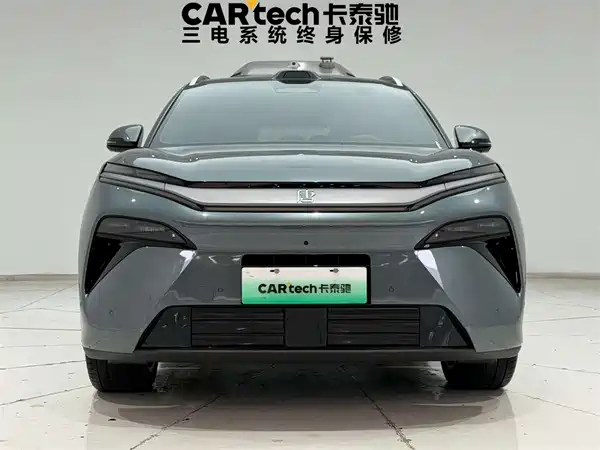 BYD Tang L 2025