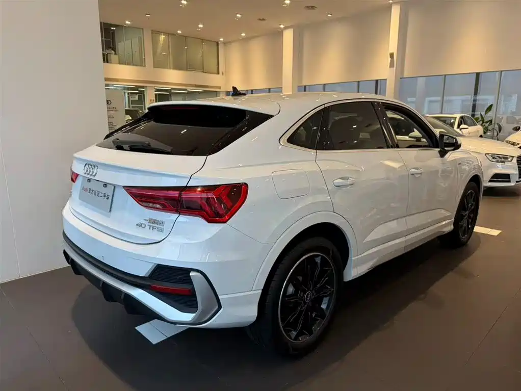 Audi Q3 Sportback 2021