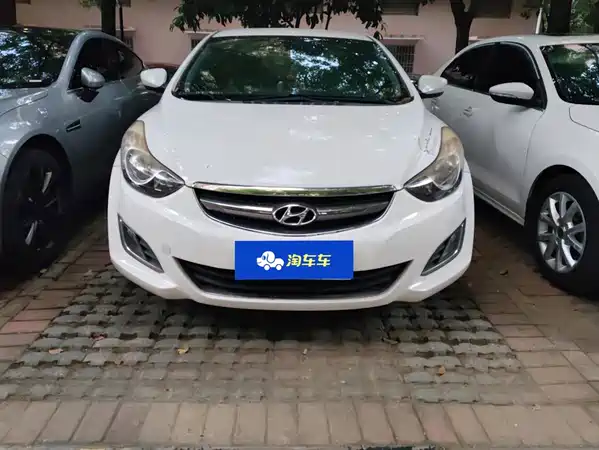 Hyundai Elantra Langdong 2015
