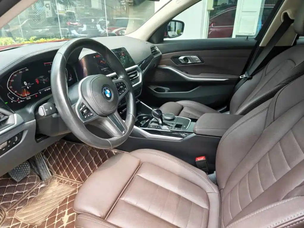 BMW 3 Series 2020