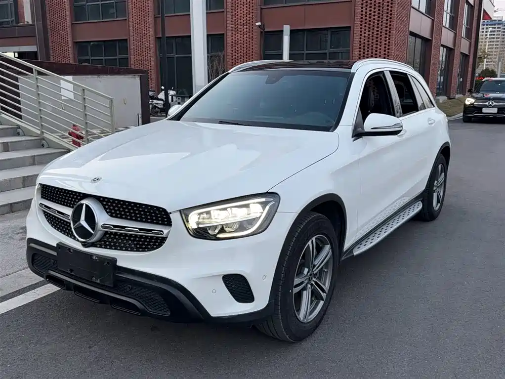 Mercedes-Benz GLC 2021 — фото 1
