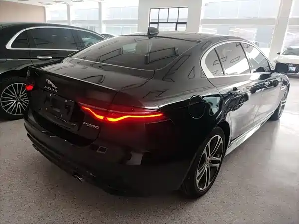 Jaguar XEL 2022