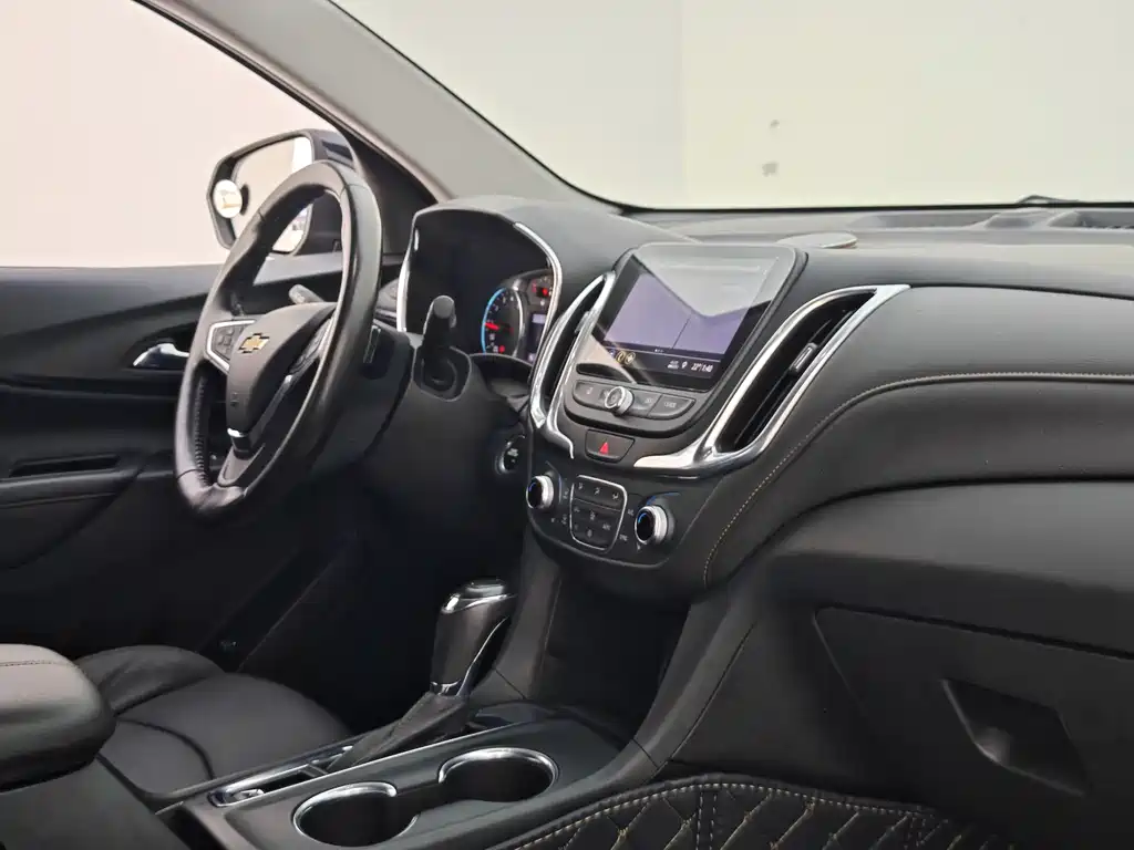 Chevrolet Equinox 2019 — фото 11