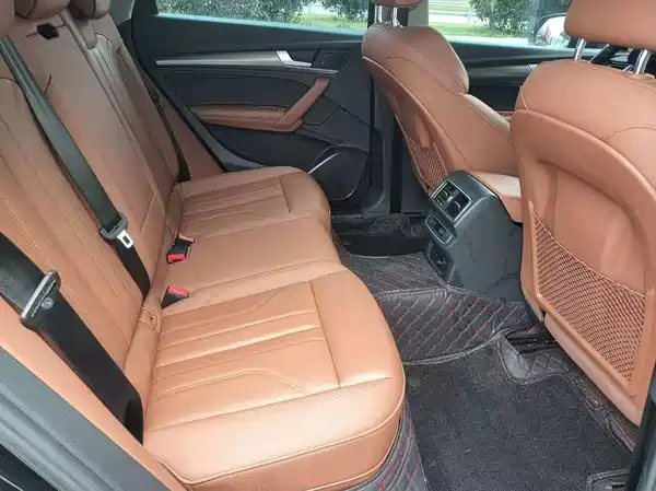 Audi Q5L 2022