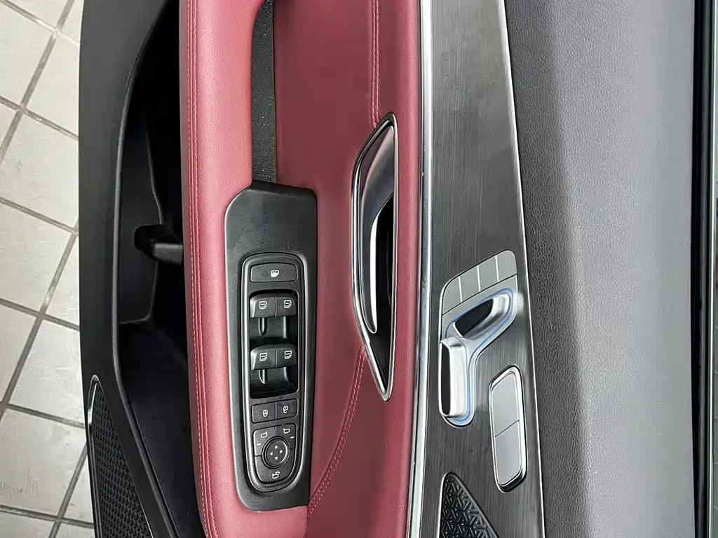 Jetour X70 PLUS 2022 — фото 15