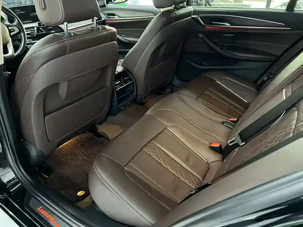 BMW 5 Series 2019