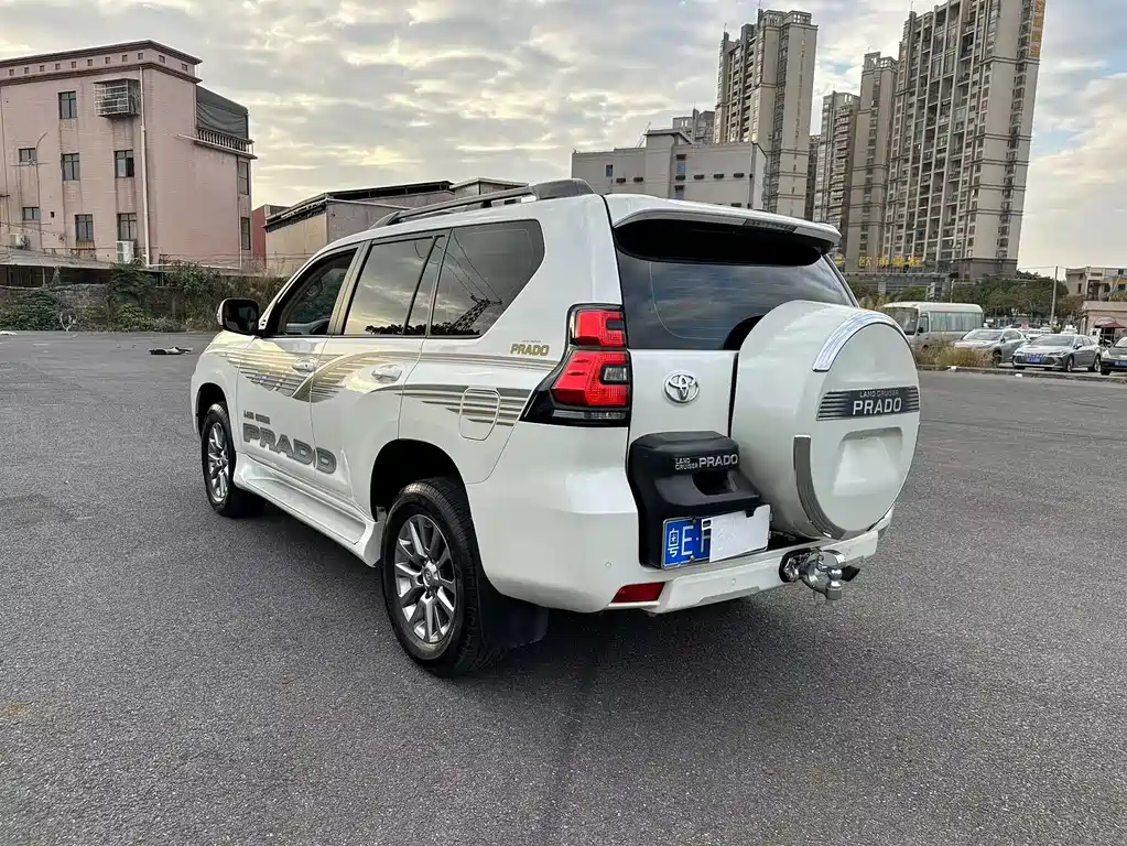Toyota Prado 2018 — фото 20