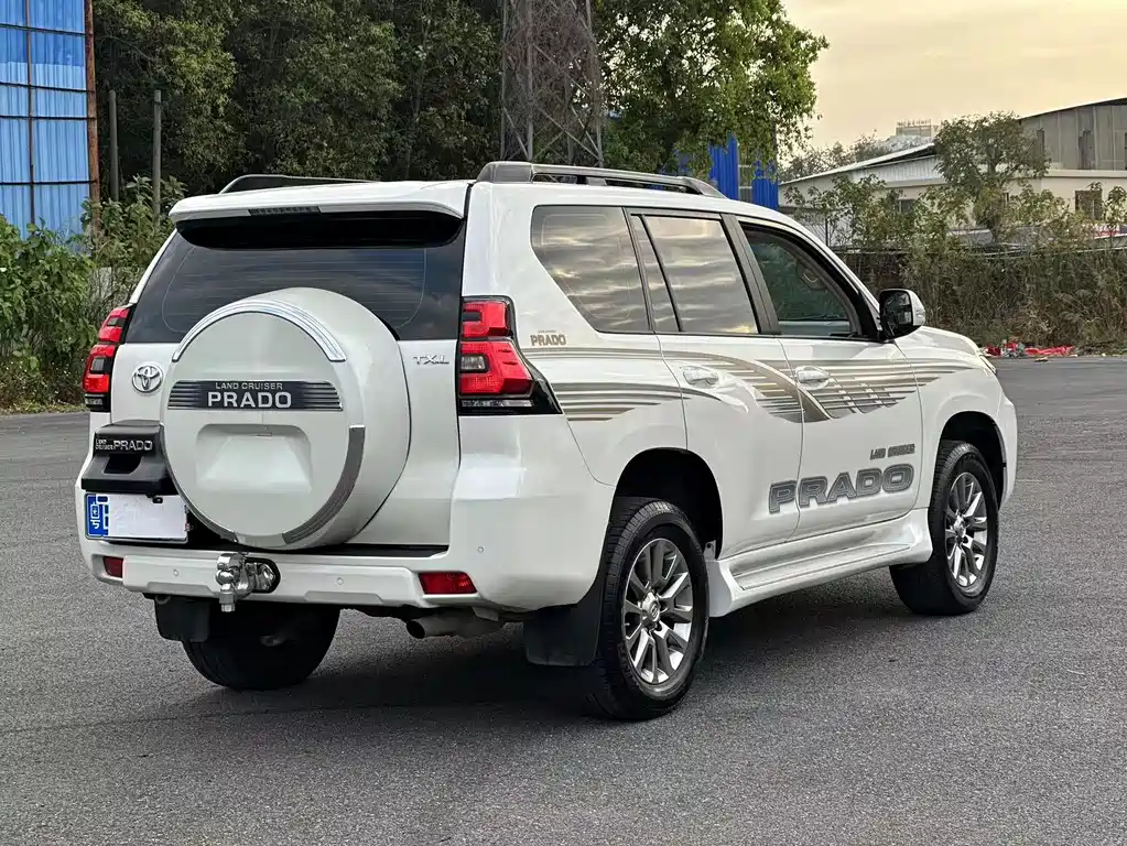 Toyota Prado 2018 — фото 22