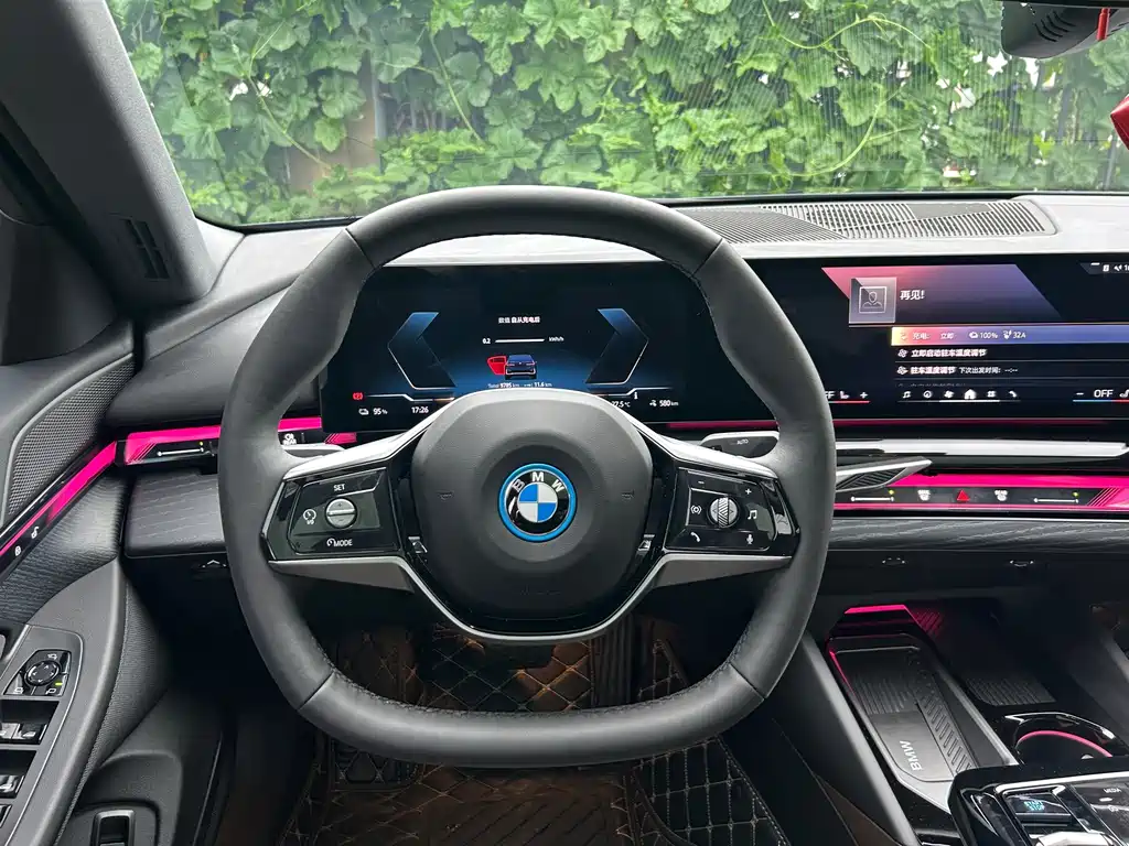 BMW i5 2025 — фото 10