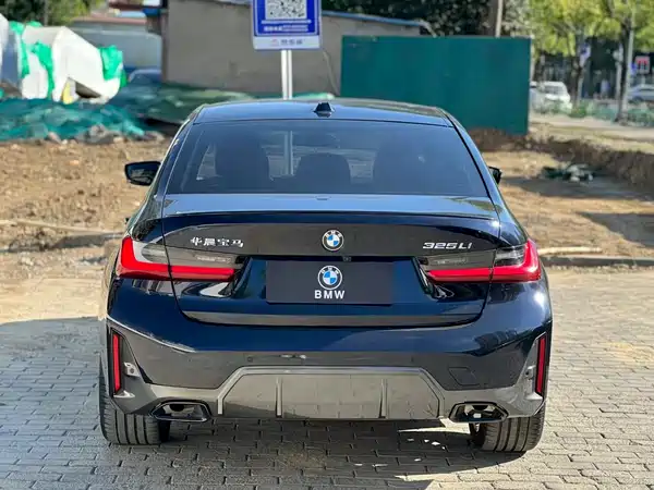 BMW 3 Series 2023