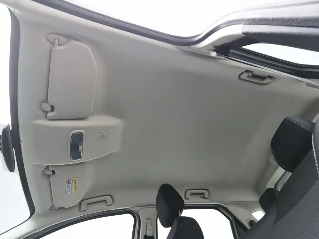 Ford EcoSport 2018 — фото 14