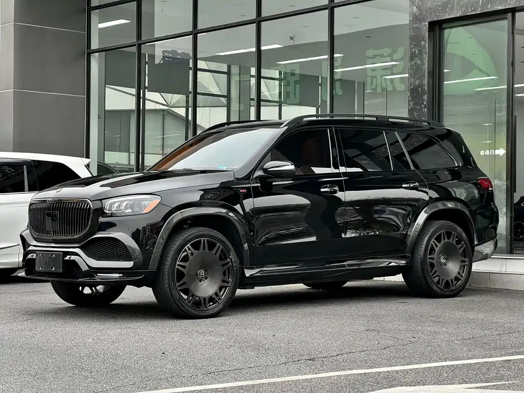 Mercedes-Benz GLS 2023 — фото 1