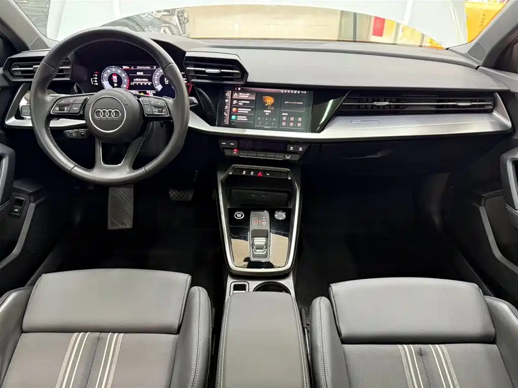 Audi A3 2023 — фото 20
