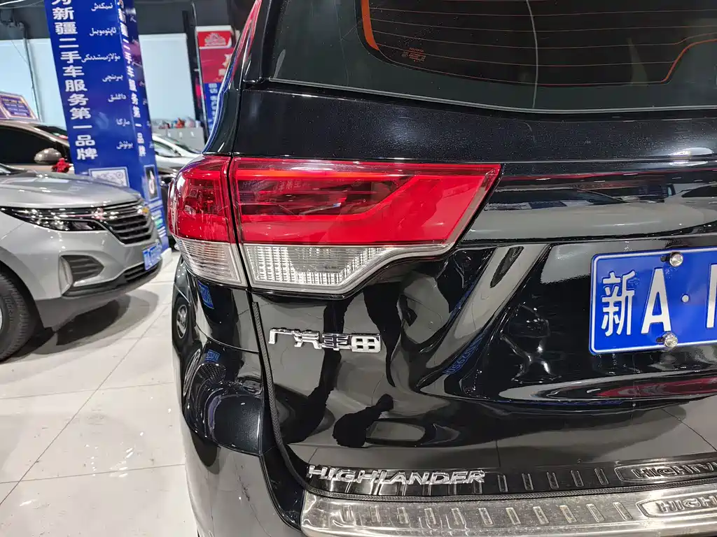 Toyota Highlander 2019 — фото 17