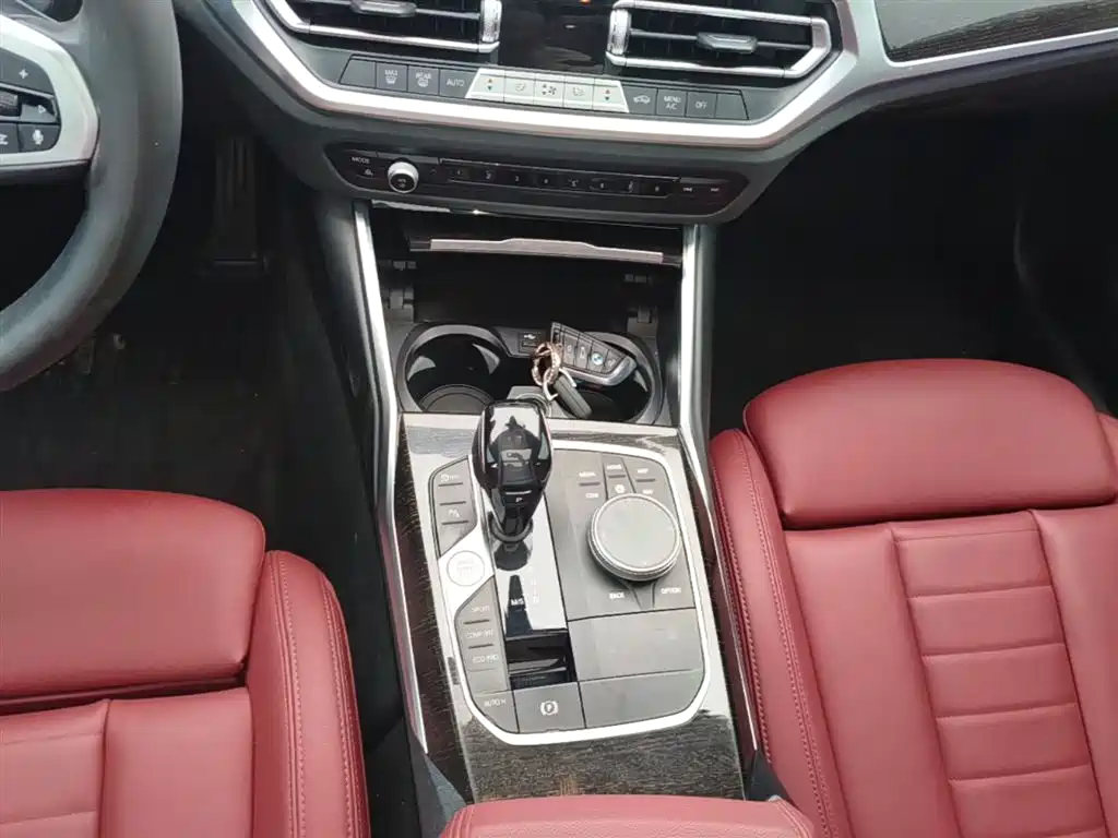 BMW 3 Series 2021 — фото 14