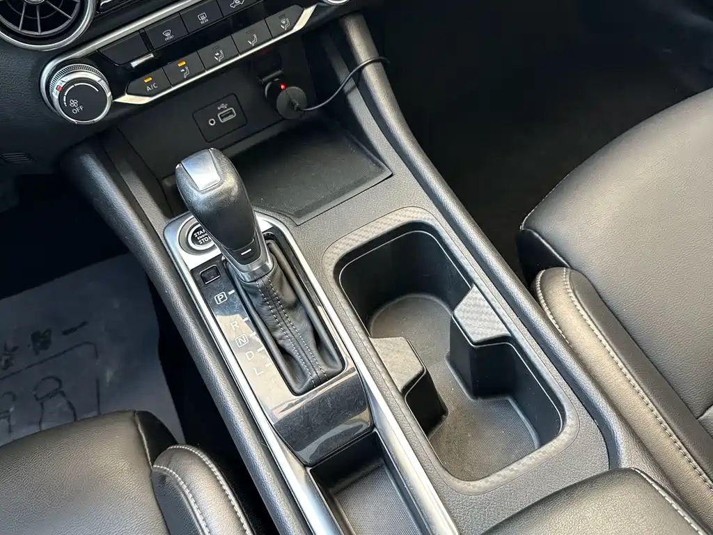 Nissan Sylphy 2020 — фото 18