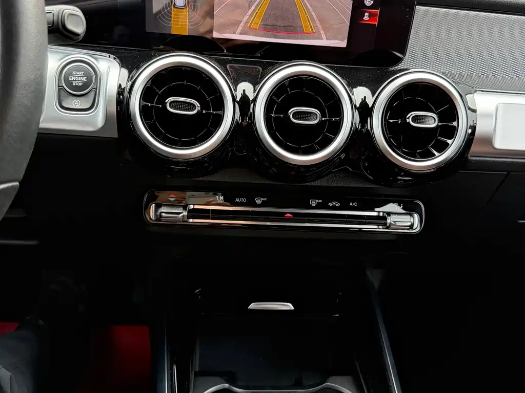 Mercedes-Benz GLB 2021 — фото 23