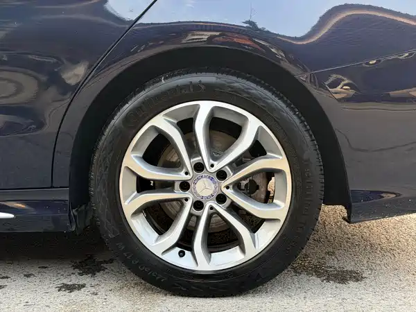 Mercedes-Benz C-Class 2017