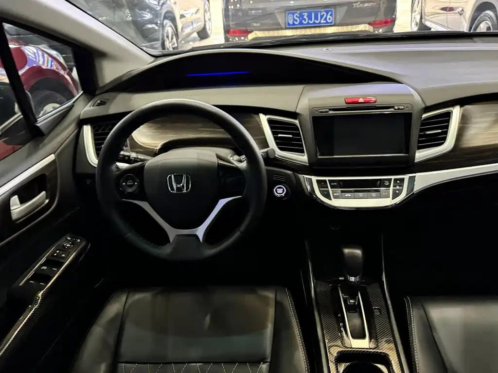 Honda Jade 2019 — фото 12