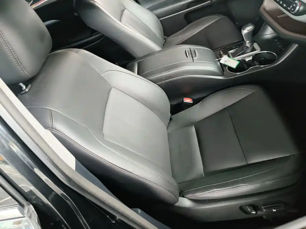 Toyota Highlander 2019 — фото 25