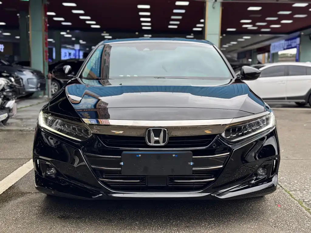 Honda Accord 2022 — фото 2