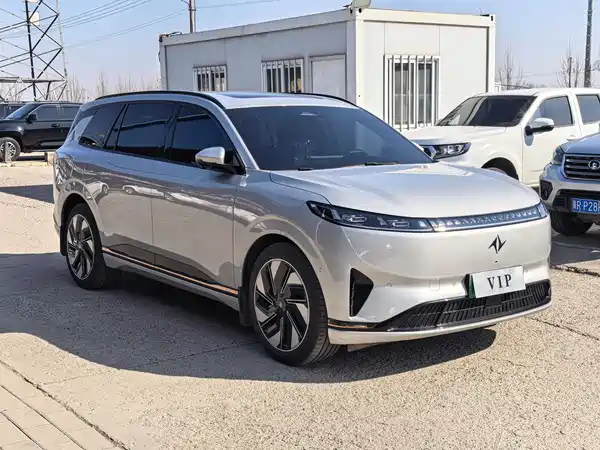 Dongfeng e008 2024