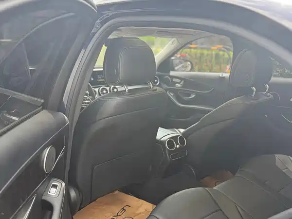 Mercedes-Benz C-Class 2019