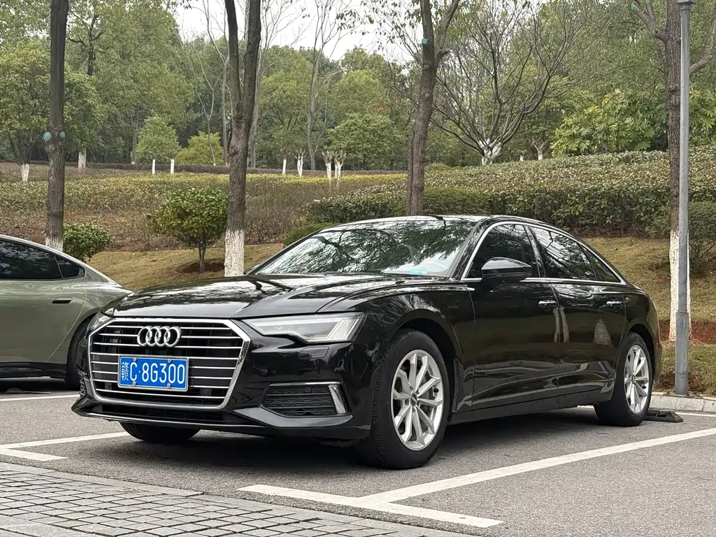 Audi A6L 2021 — фото 1