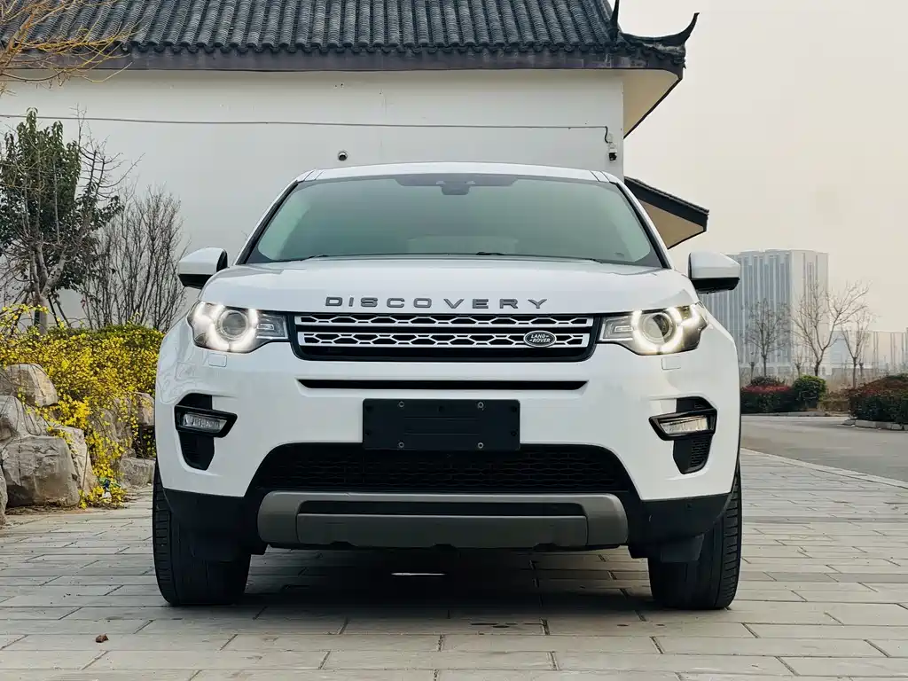 Land Rover Discovery Sport 2019 — фото 2