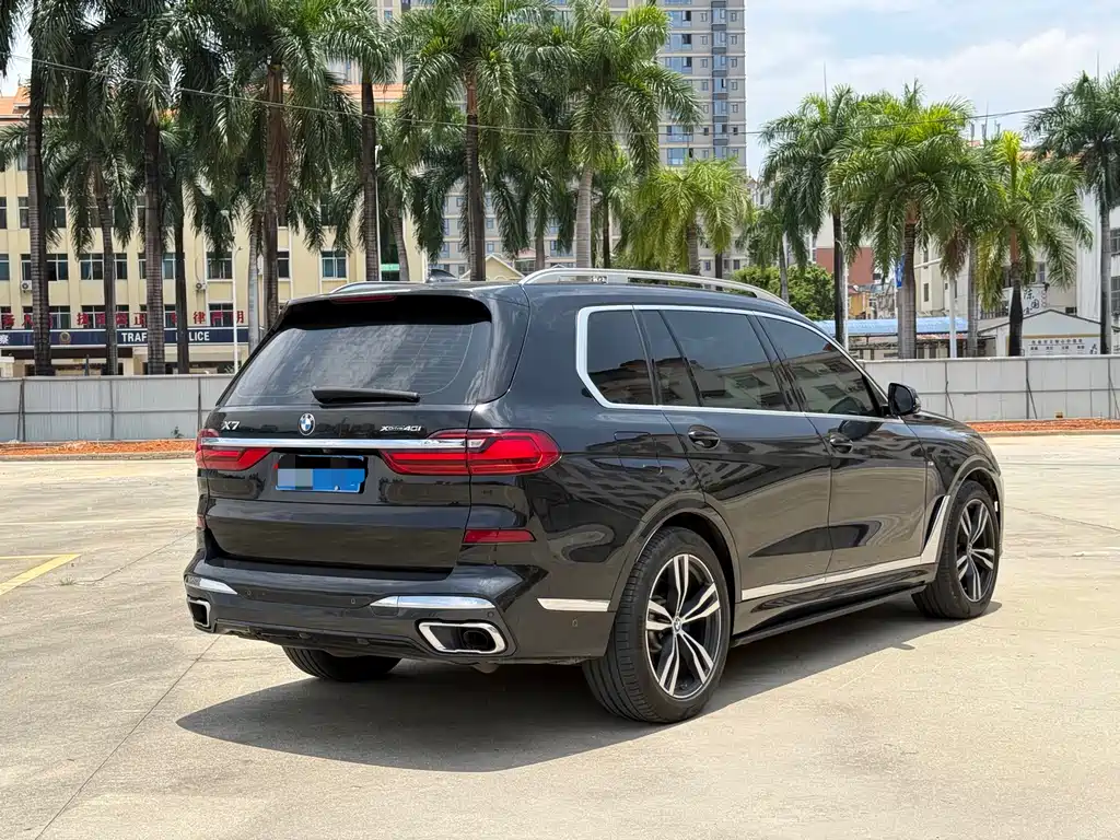 BMW X7 2022 — фото 9