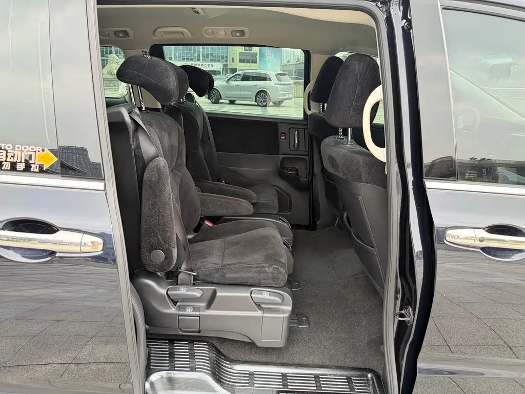 Honda Odyssey 2020 — фото 13