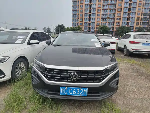 Volkswagen Passat 2024